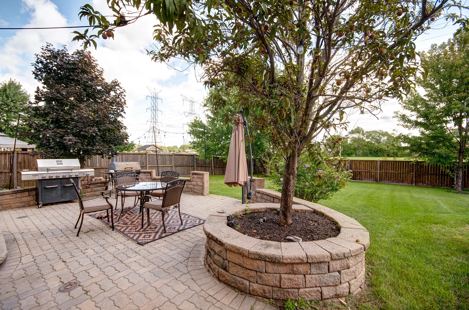 1014 Edgerton Drive IL