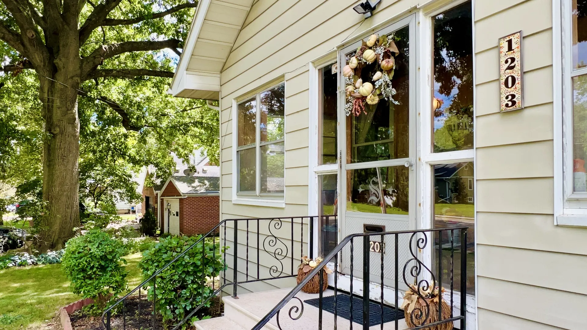 1203 S Linden Street IL
