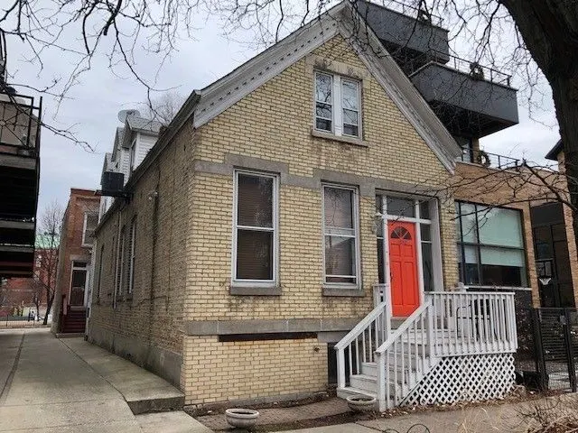 1852 W Thomas Street CH1 IL