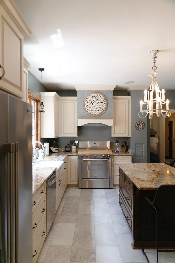 323 W Crystal Lake Avenue IL