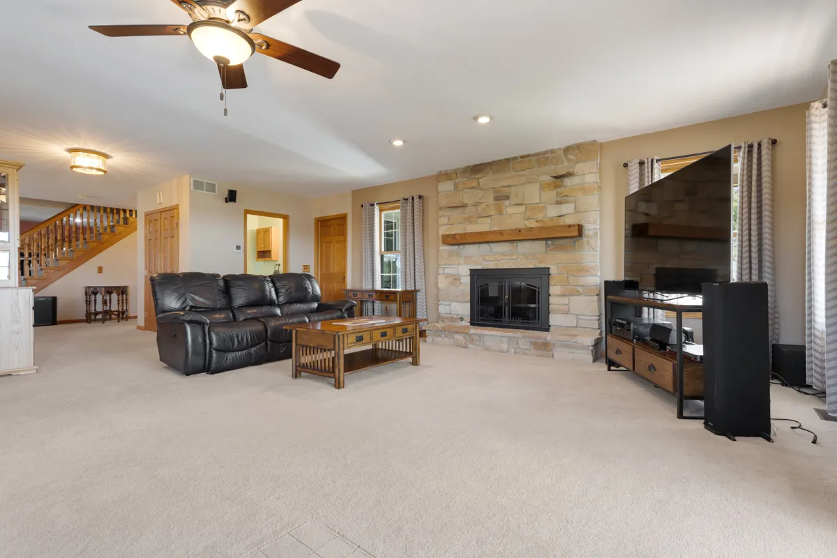 21303 Harmony Road IL