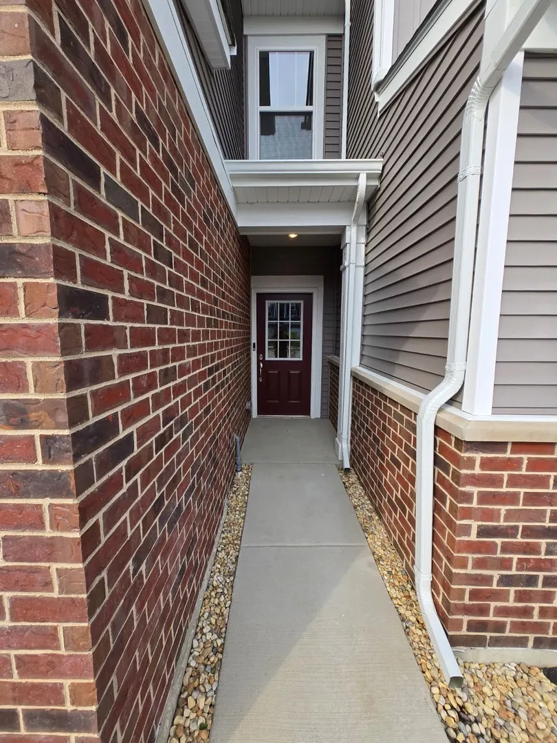 668 Switchgrass Way 58004 IL