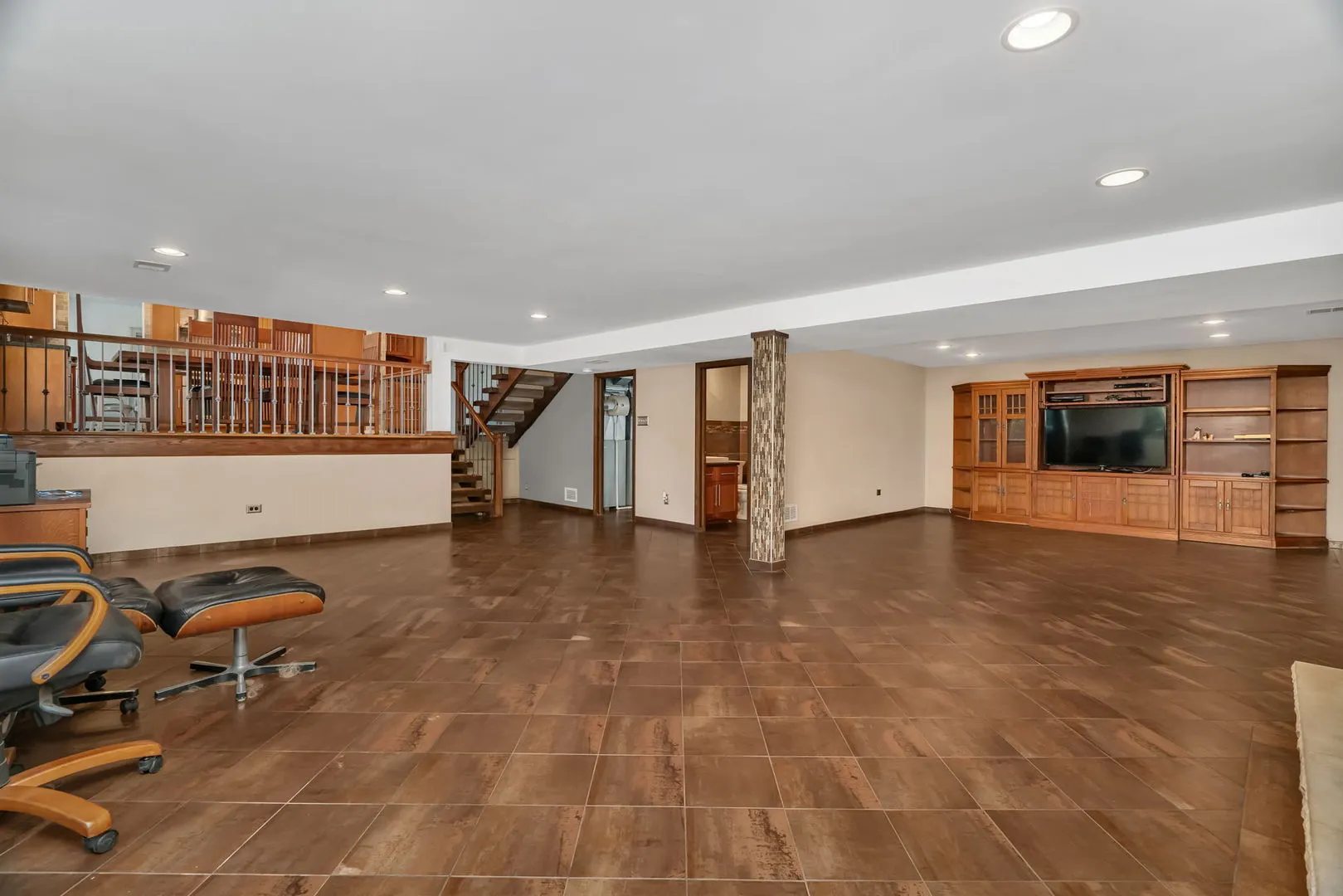 8134 Uxbridge Drive IL