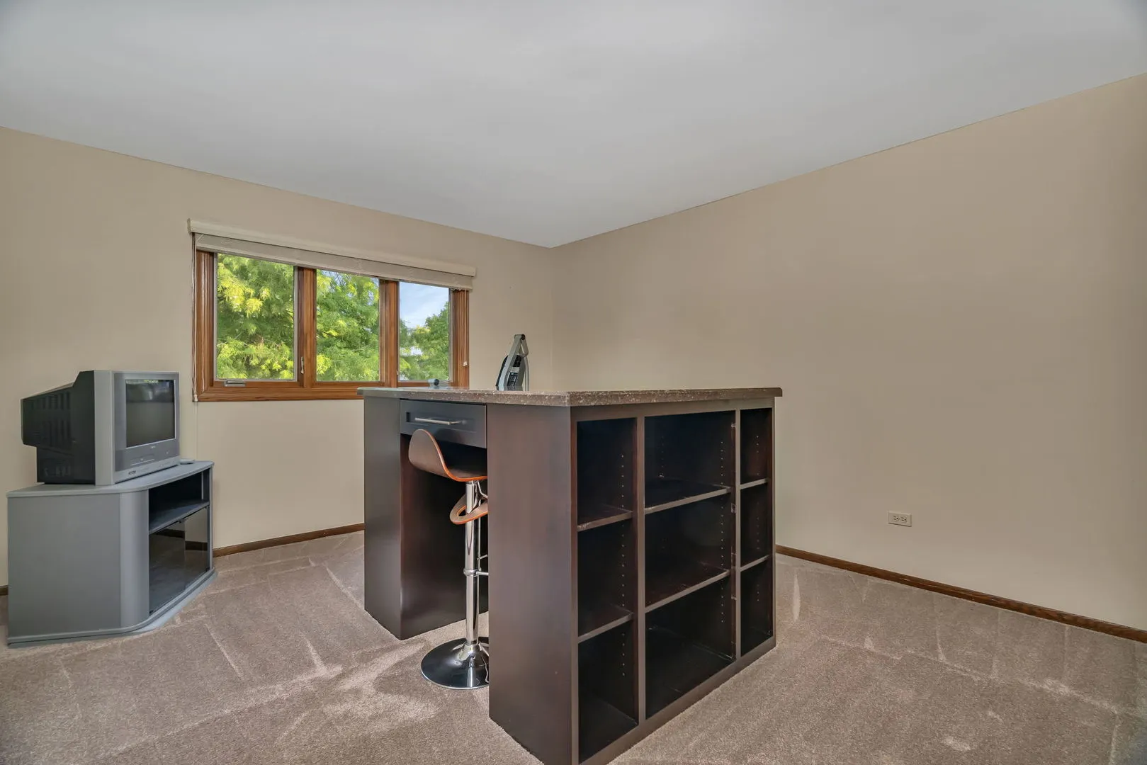 8134 Uxbridge Drive IL