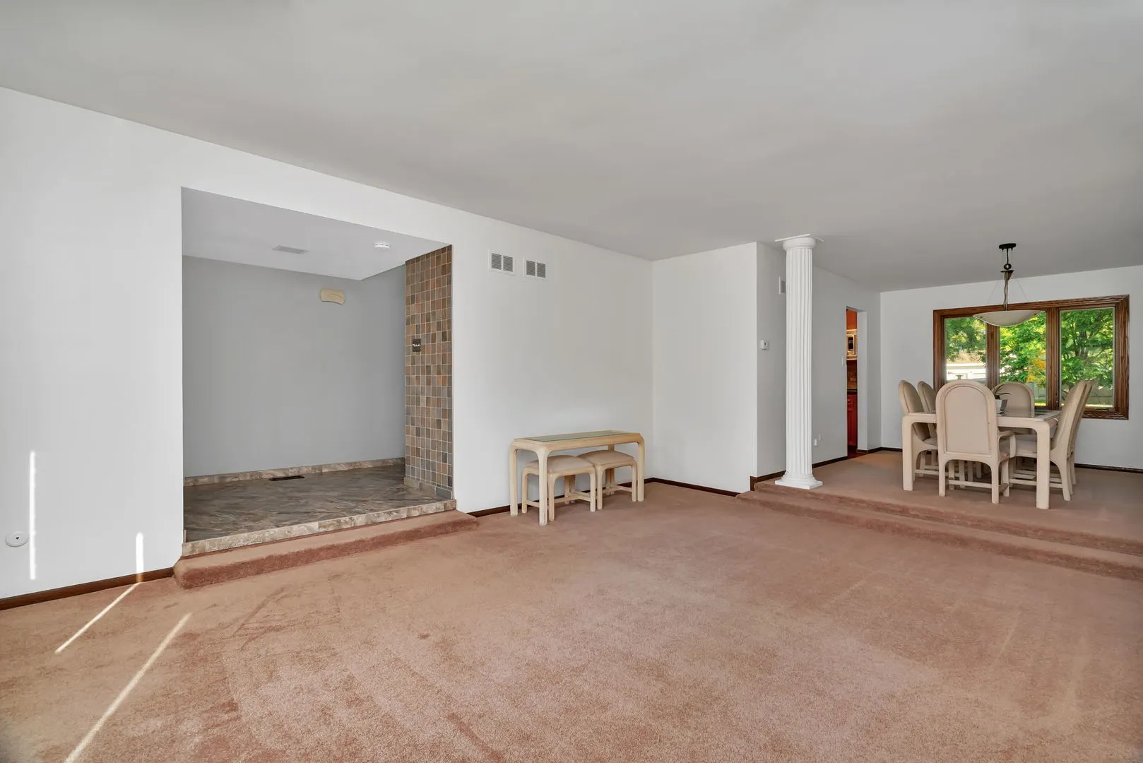8134 Uxbridge Drive IL