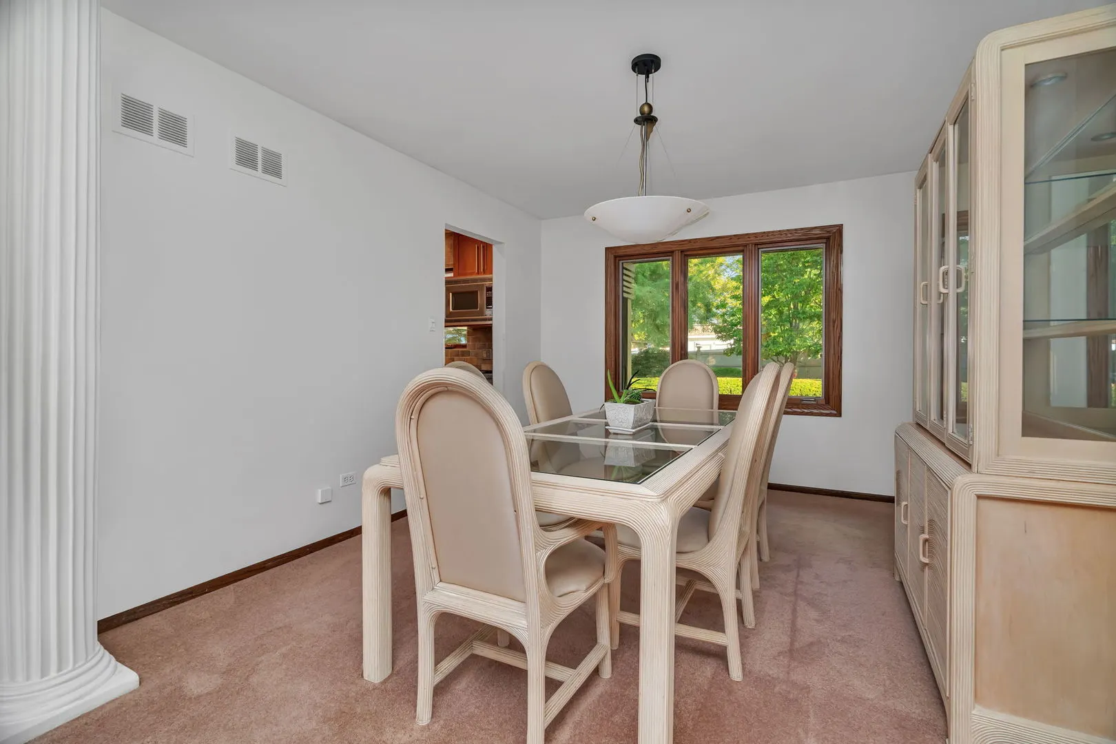 8134 Uxbridge Drive IL