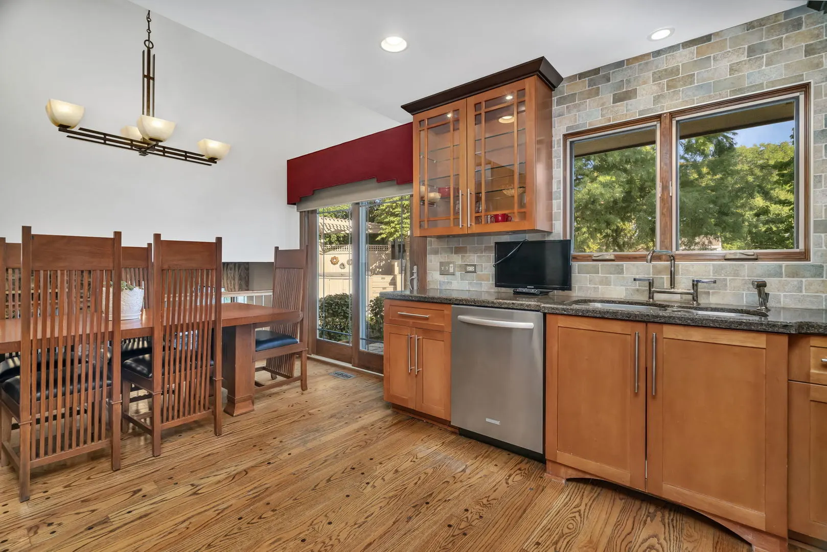 8134 Uxbridge Drive IL