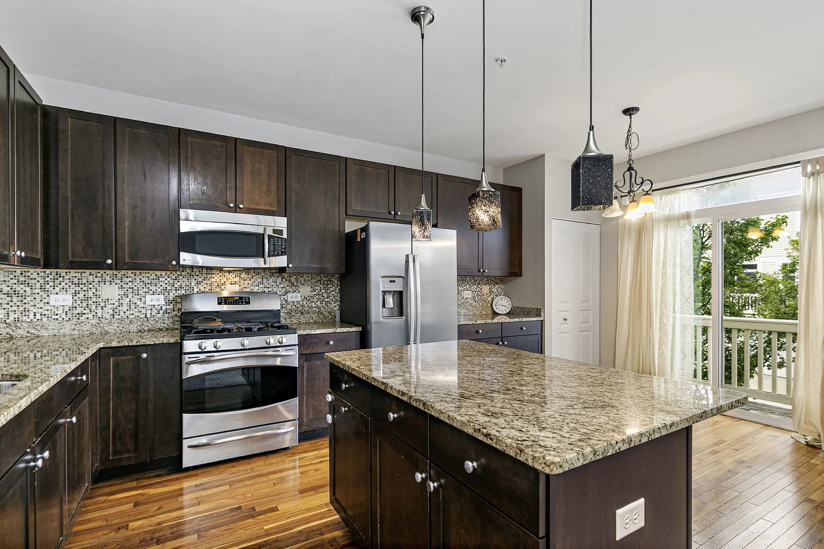 35 Veneto Court IL