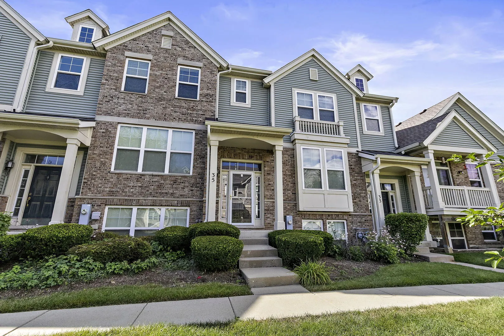 35 Veneto Court IL