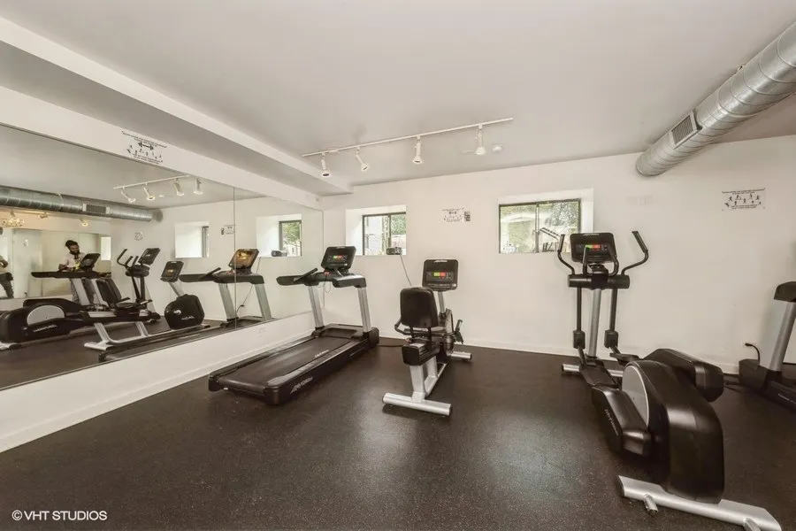 4537 S Drexel Boulevard 101 IL