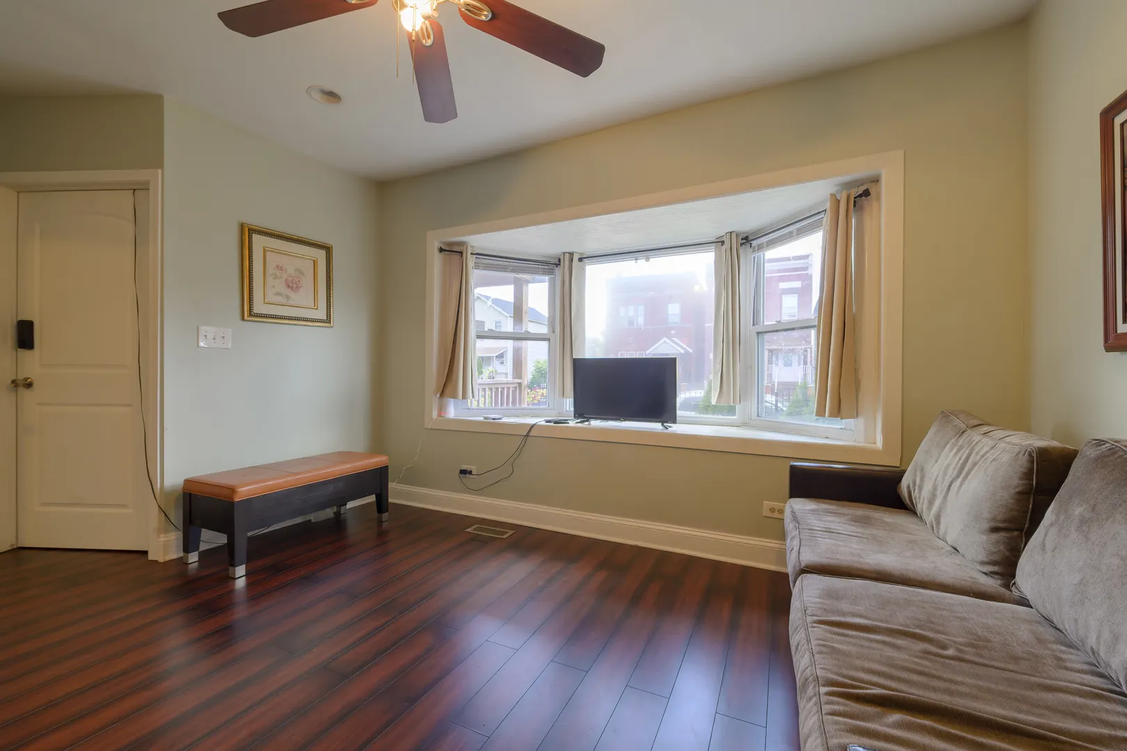 2436 W Fillmore Street IL