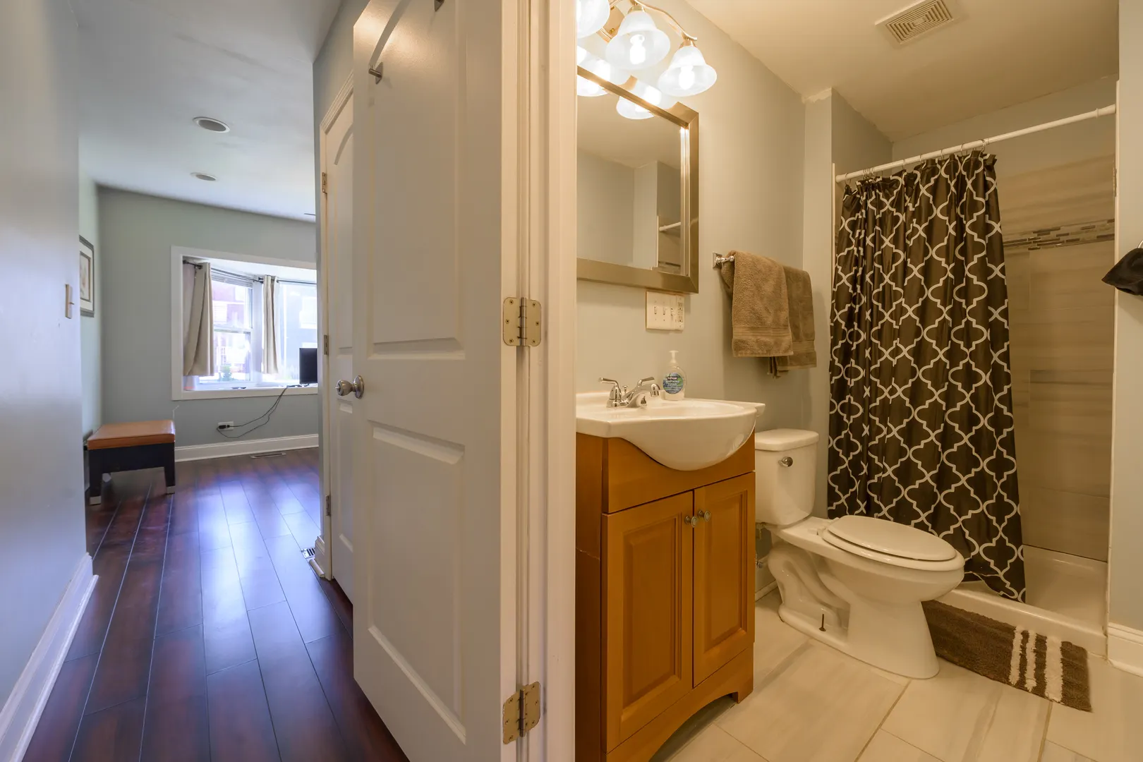 2436 W Fillmore Street IL