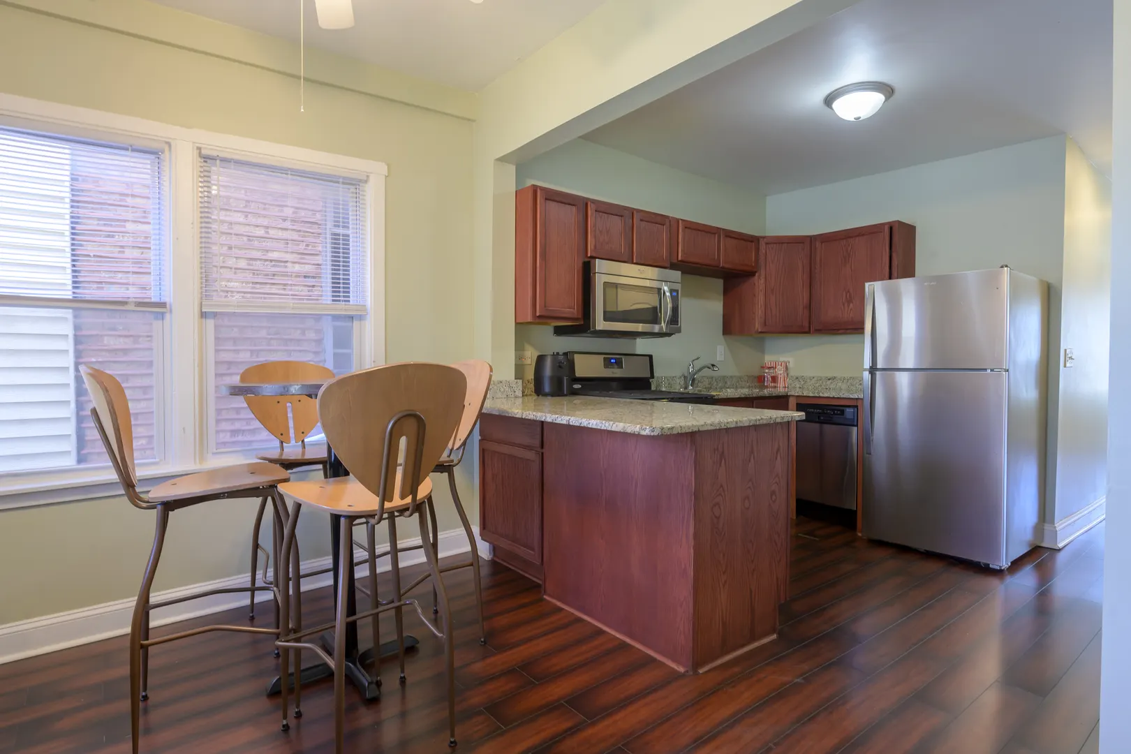 2436 W Fillmore Street IL