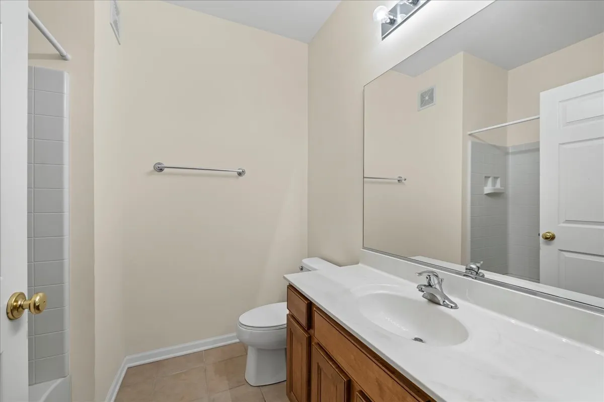 4212 Savoy Lane IL