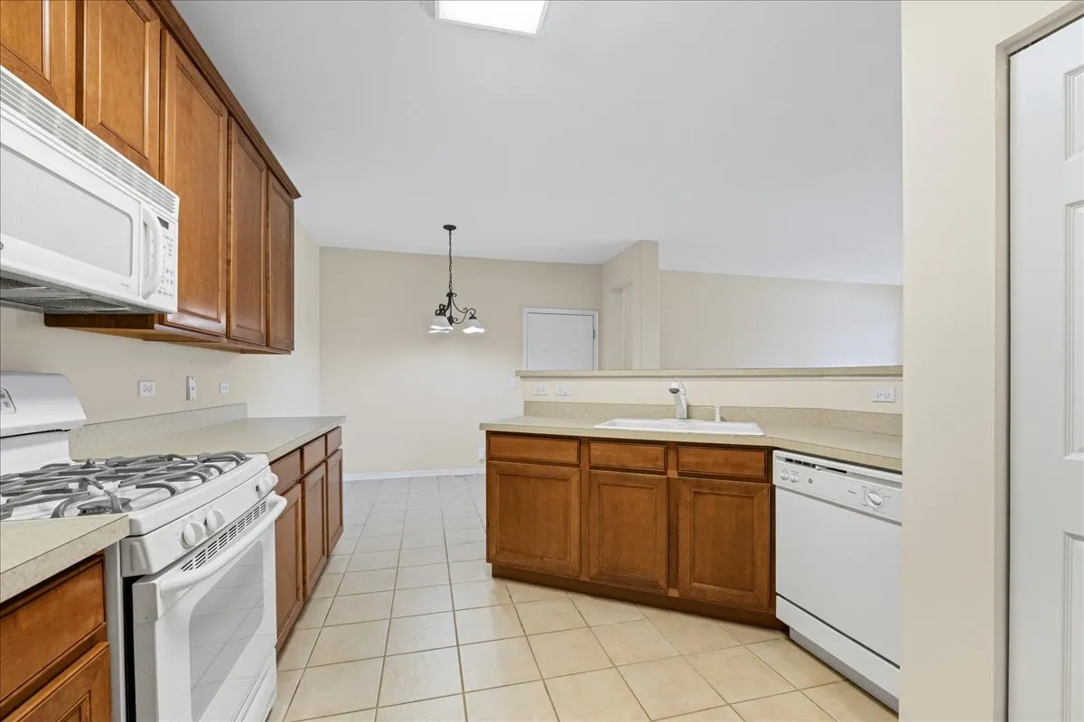 4212 Savoy Lane IL