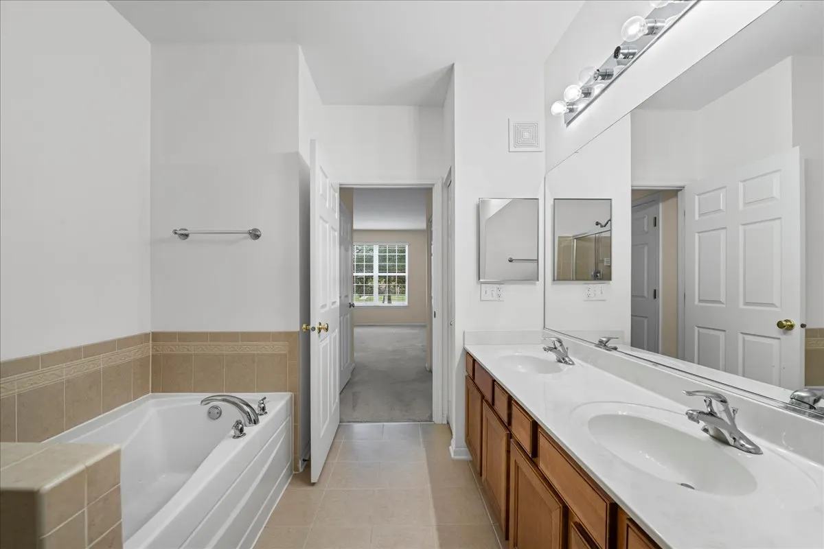 4212 Savoy Lane IL