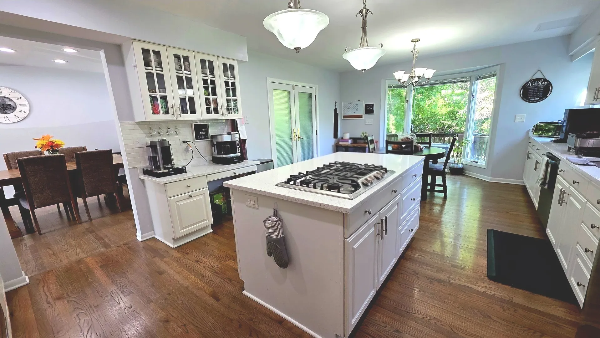 517 Appletree Lane IL