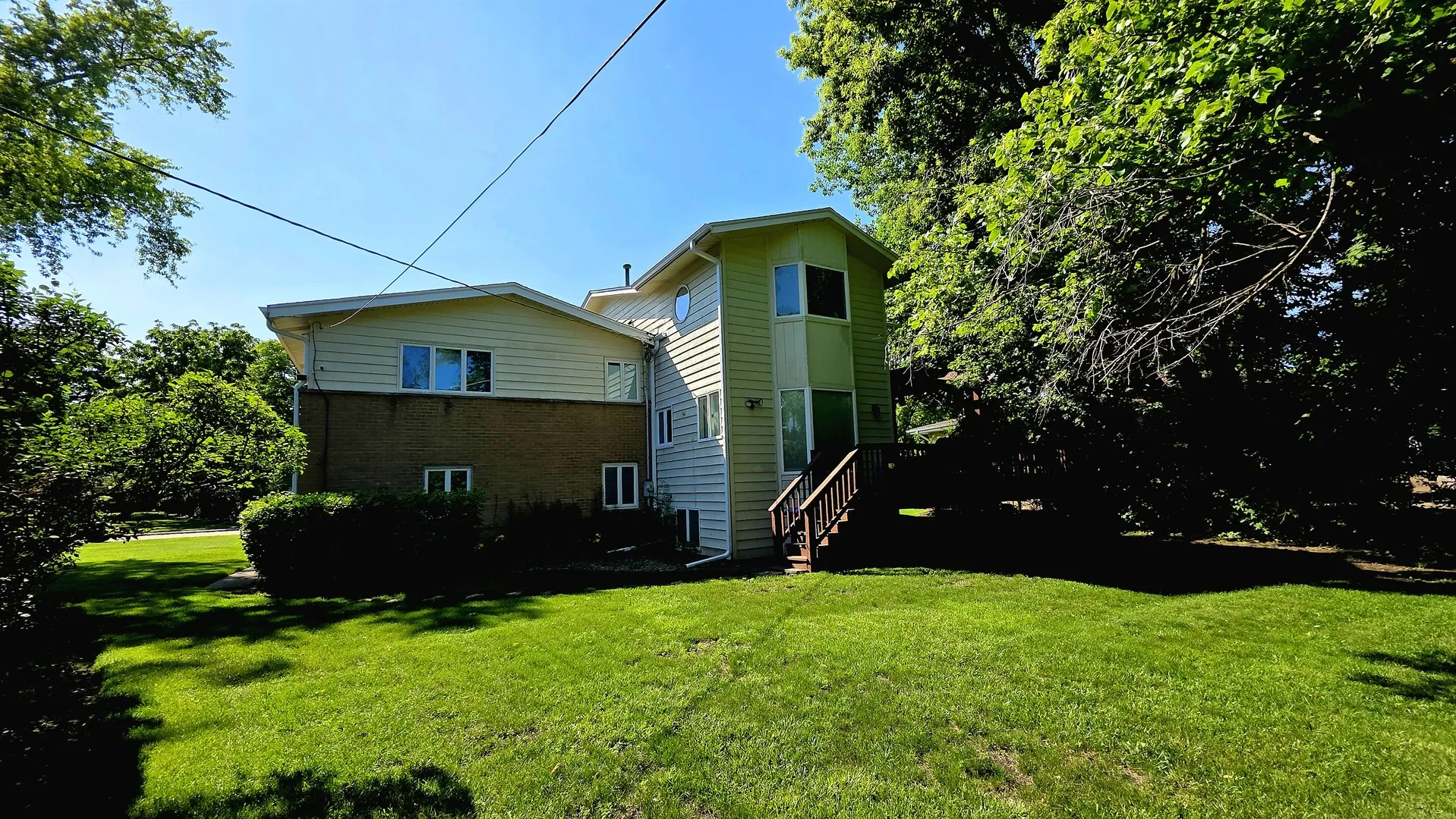 517 Appletree Lane IL
