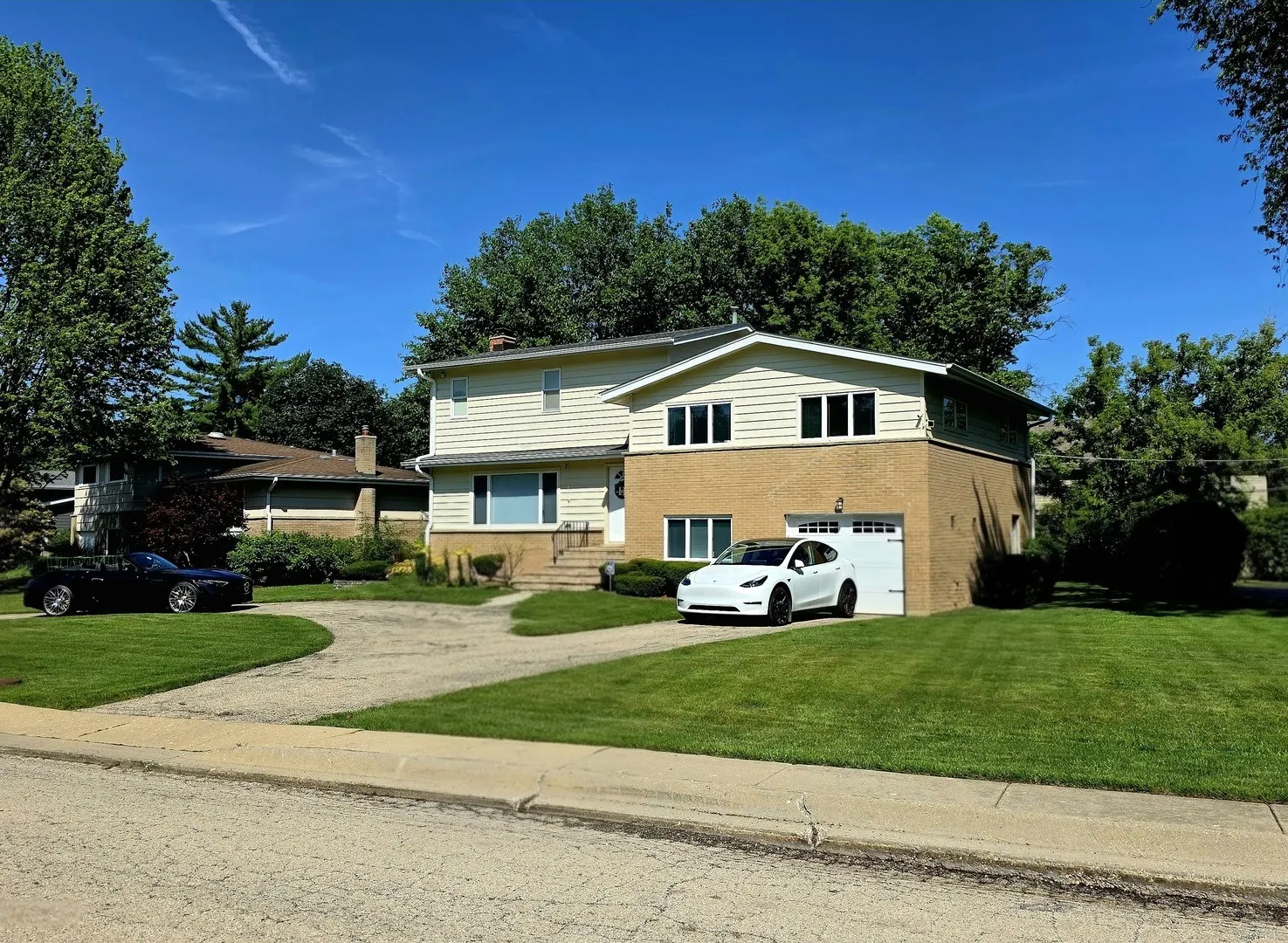 517 Appletree Lane IL