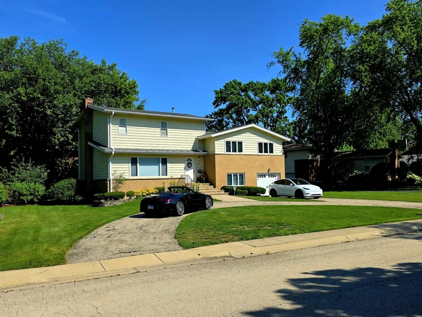 517 Appletree Lane IL