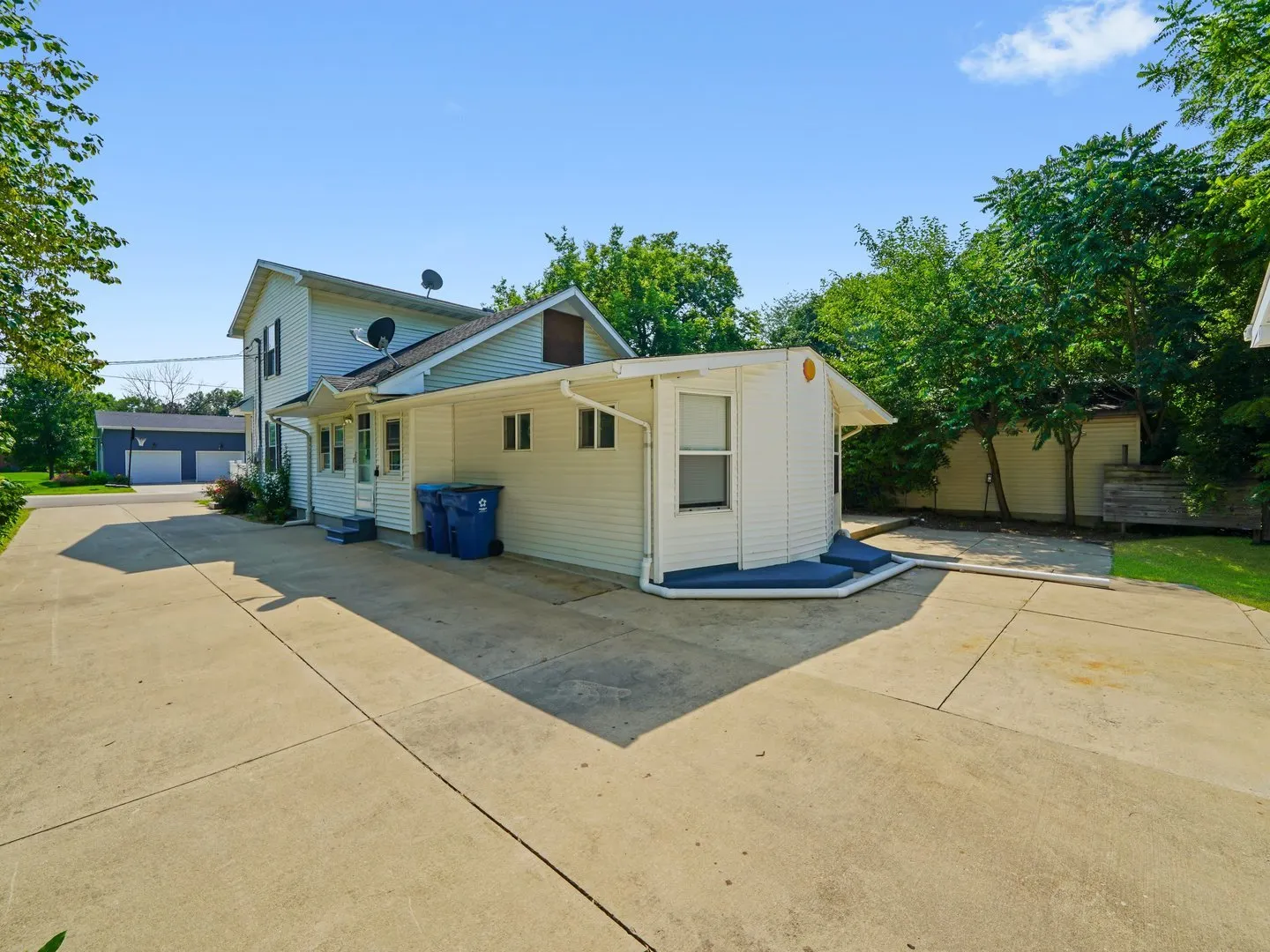 520 W Johnson Street IL