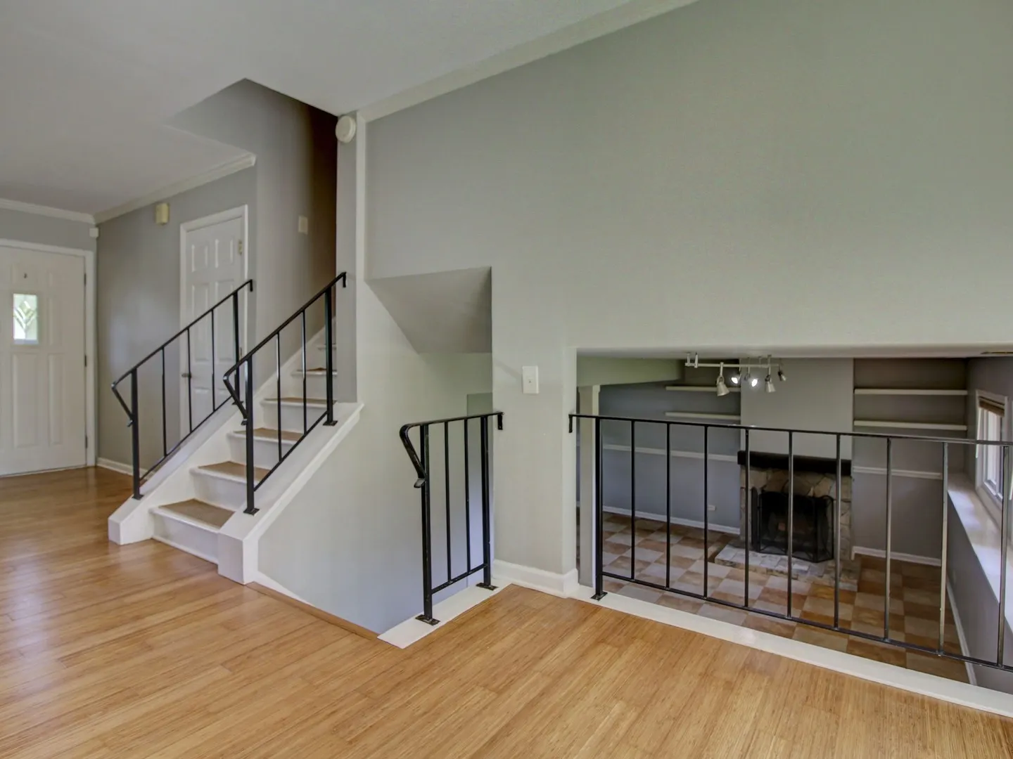 30W111 Glenhurst Court IL