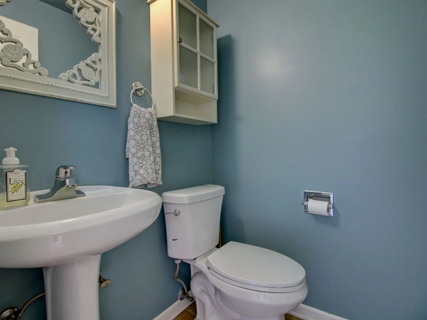 30W111 Glenhurst Court IL