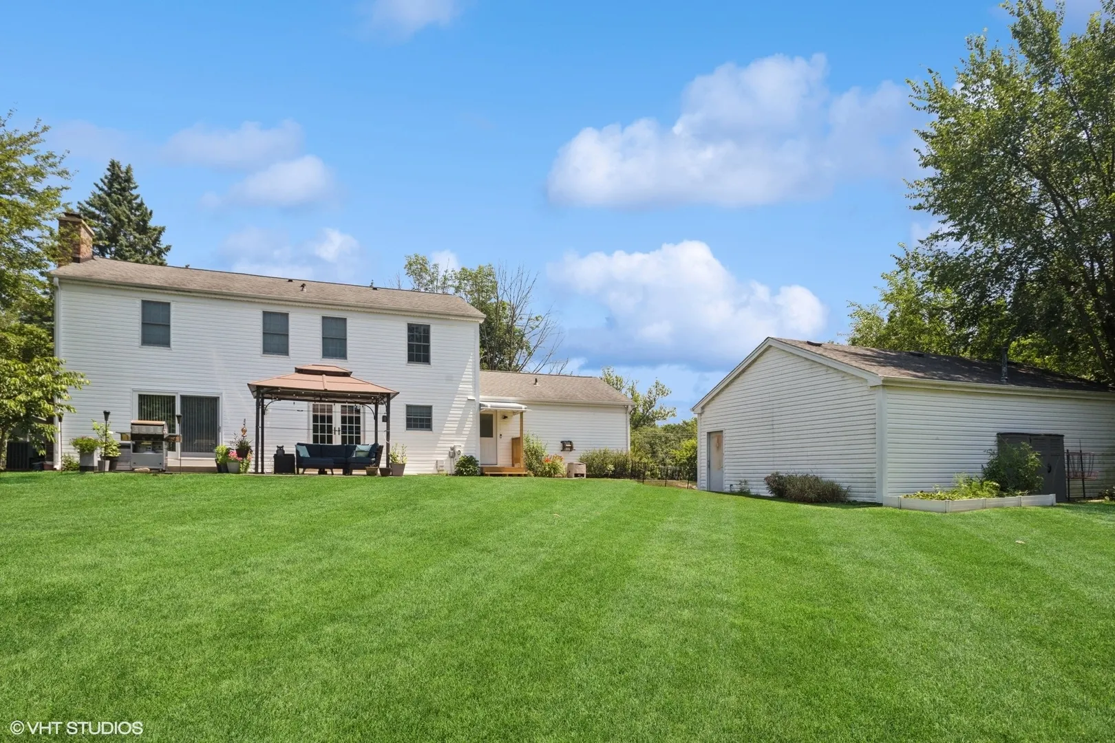 523 N Ela Road IL