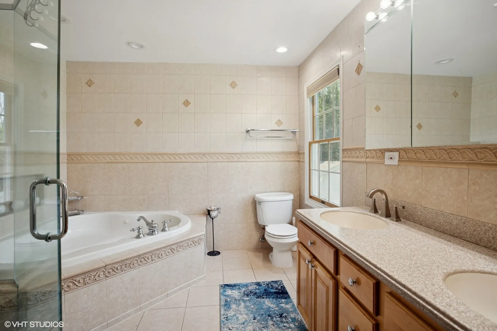 523 N Ela Road IL