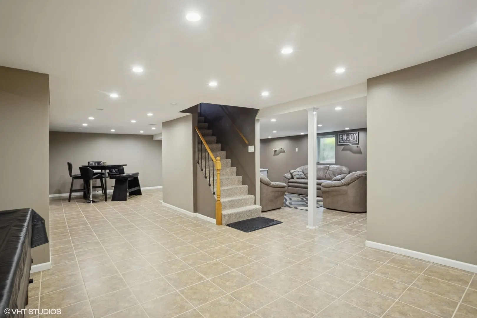 523 N Ela Road IL
