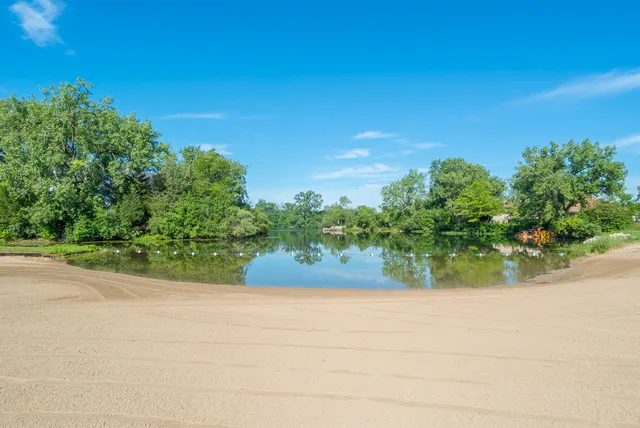 95 Smallmouth Lane IL