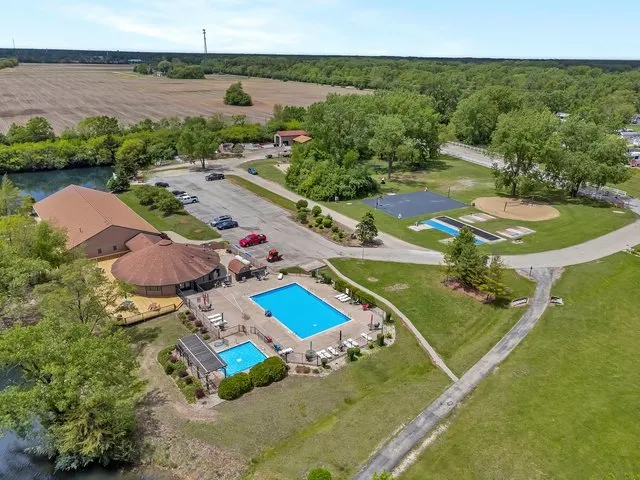 95 Smallmouth Lane IL