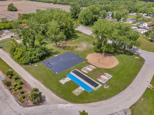 95 Smallmouth Lane IL