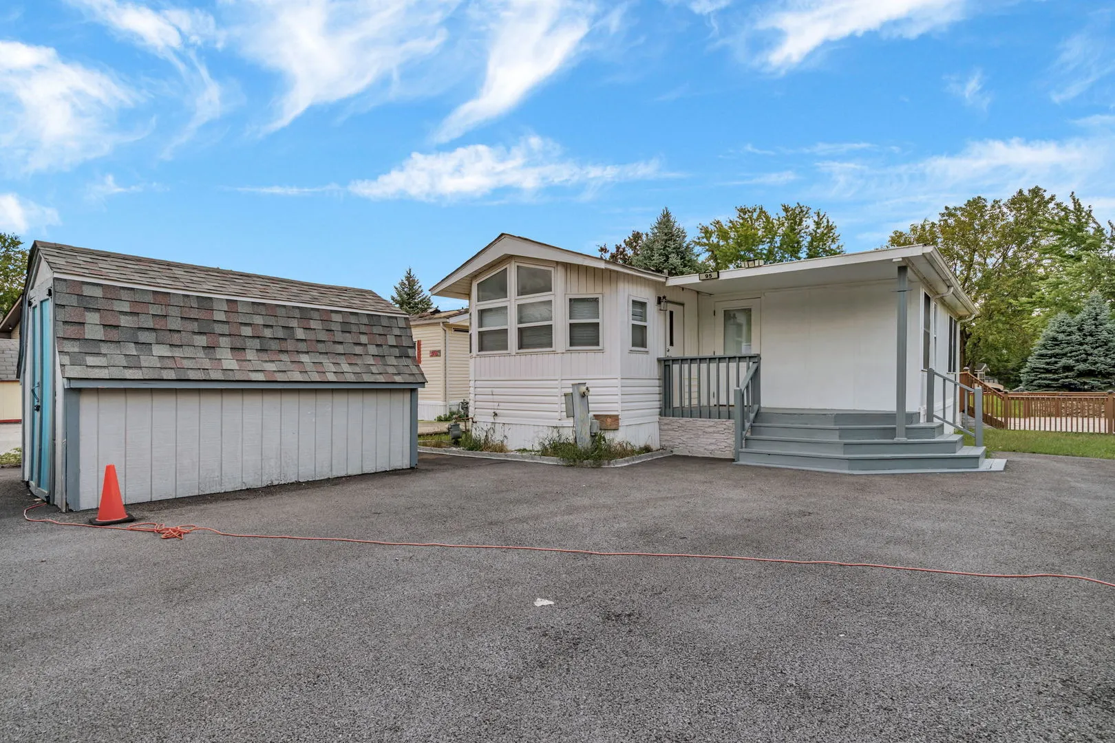 95 Smallmouth Lane IL