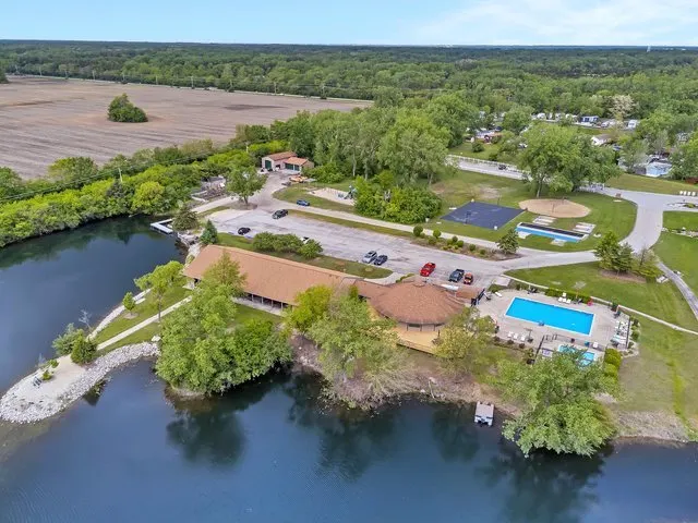 95 Smallmouth Lane IL