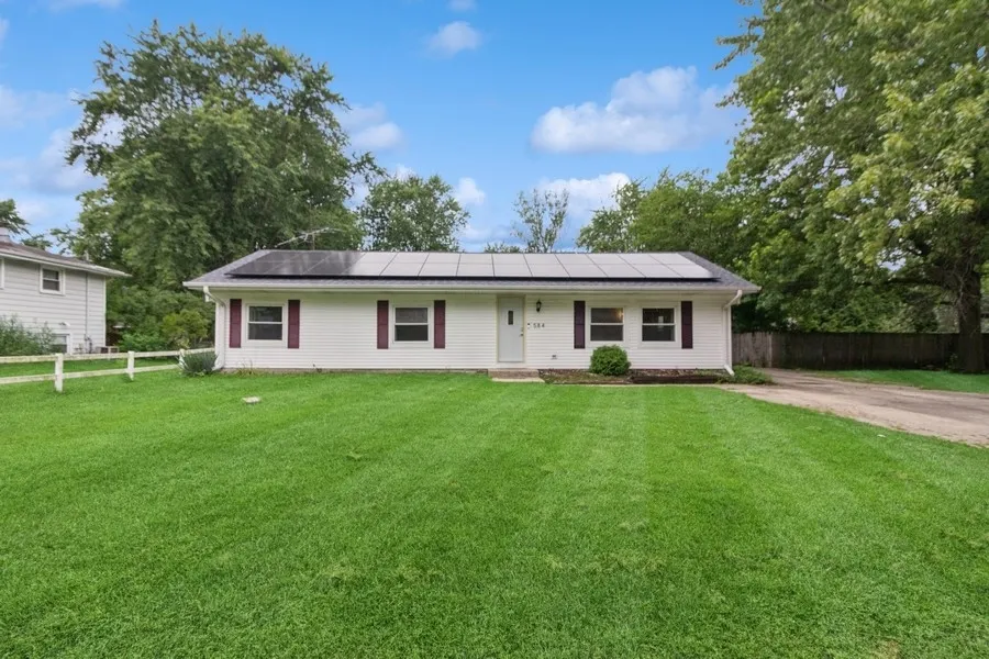 584 N Division Street IL
