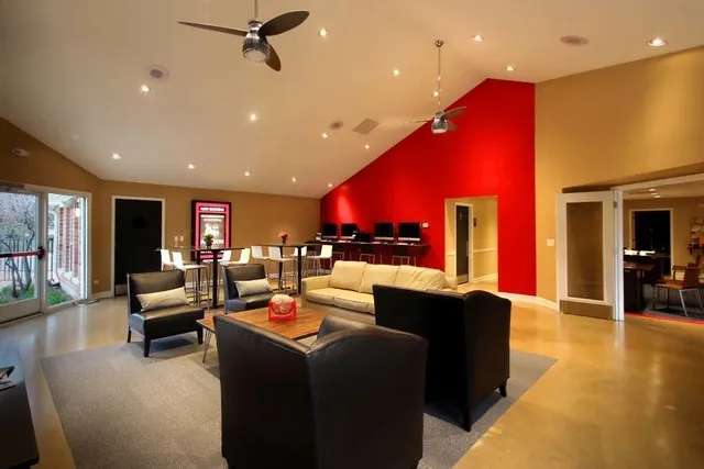 43 Wisteria Lane 3711 IL