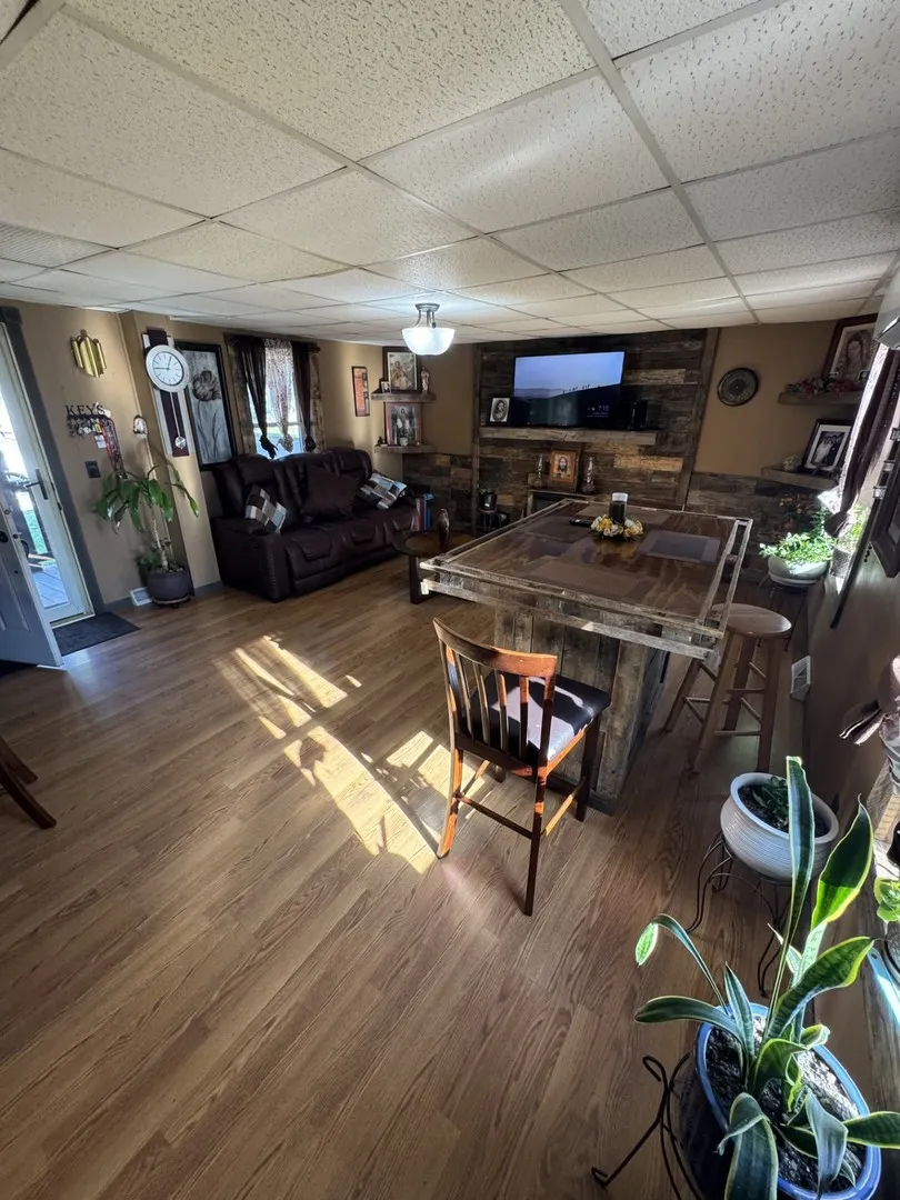 1304 12th Avenue IL