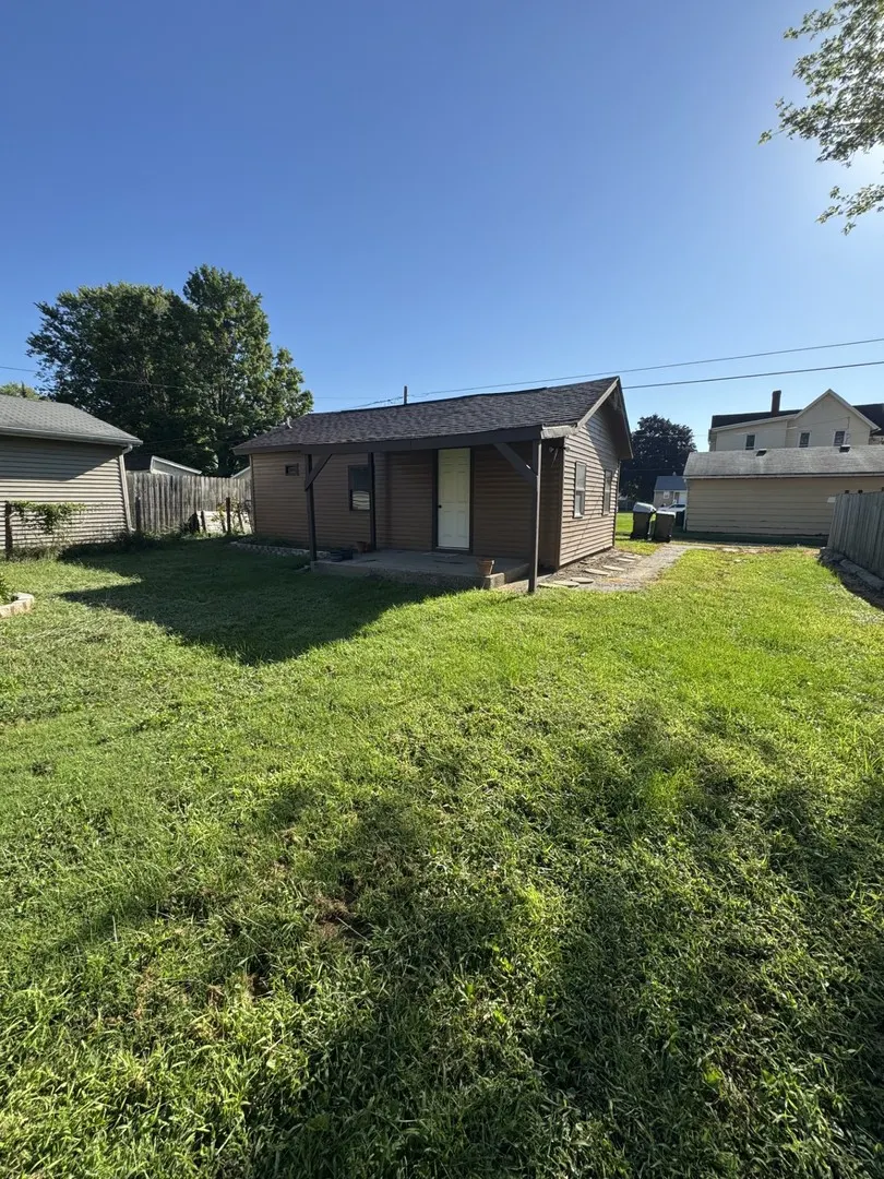 1304 12th Avenue IL