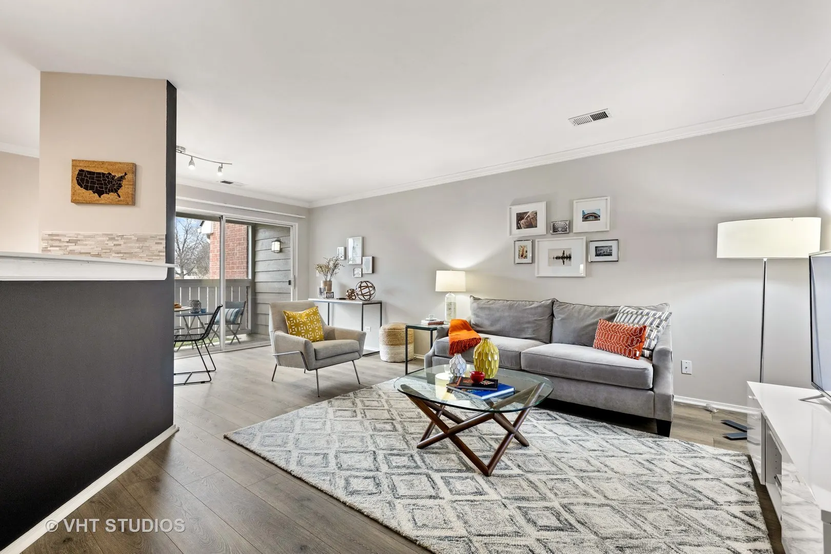 53 Azalea Drive 1526 IL