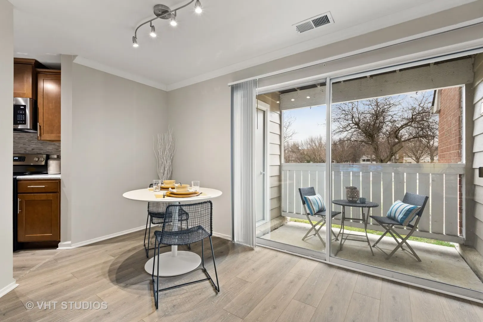 53 Azalea Drive 1526 IL