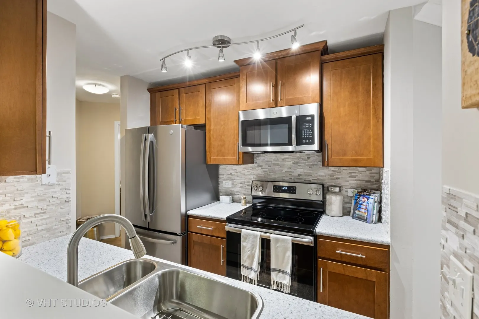53 Azalea Drive 1526 IL
