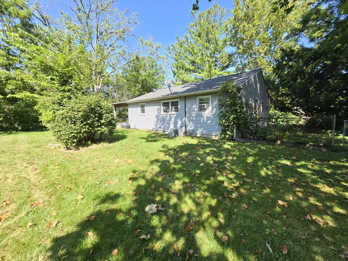 901 E Krage Drive IL