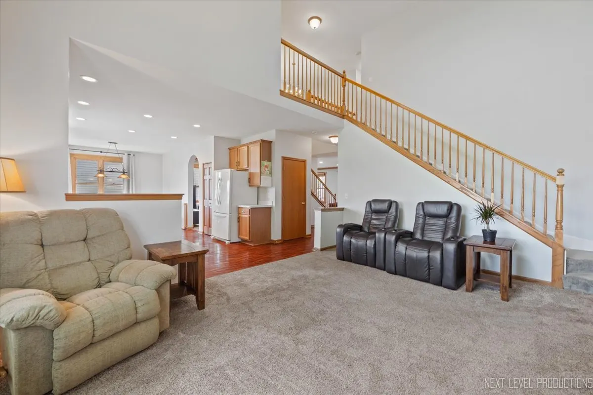 209 Somerset Drive IL