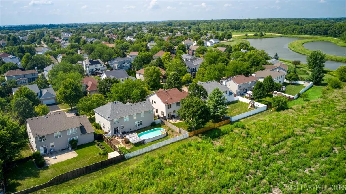 209 Somerset Drive IL