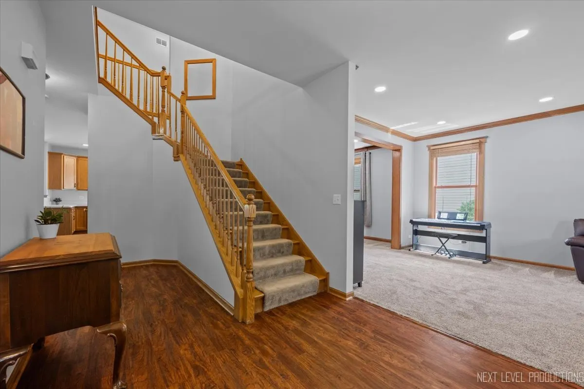 209 Somerset Drive IL