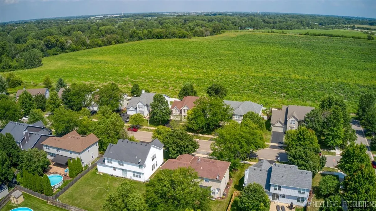 209 Somerset Drive IL