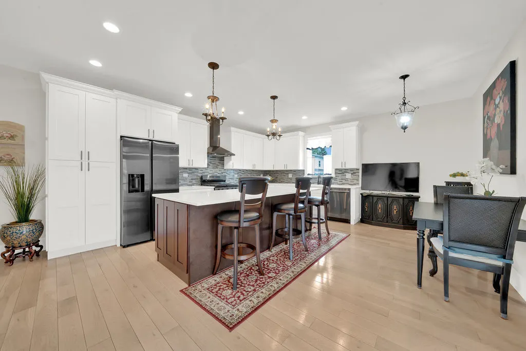 8332 S 78th Court IL