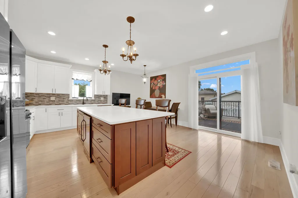 8332 S 78th Court IL