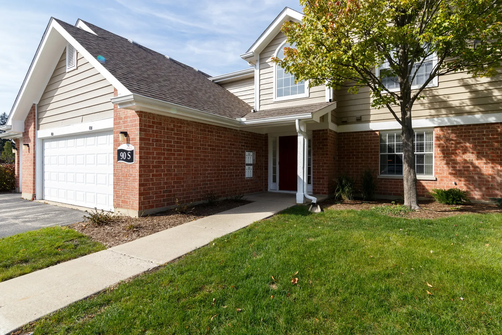 1681 E Green Briar Drive 3828 IL